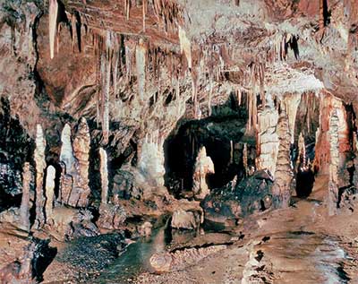 A Baradla–Domica-barlangrendszer az egyik legismertebb hazai barlang