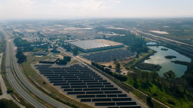 Új naperőmű segíti a Ford ambiciózus fenntarthatósági célkitűzésének teljesítését